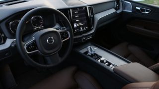 Volvo XC60 B5 belső