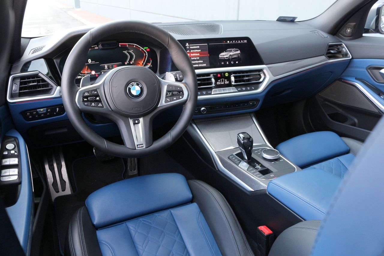 BMW 330d Touring belső