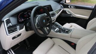 BMW X6 M50i belső