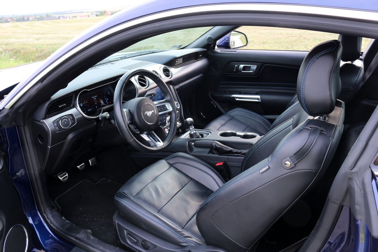 Ford Mustang GT V8 belső