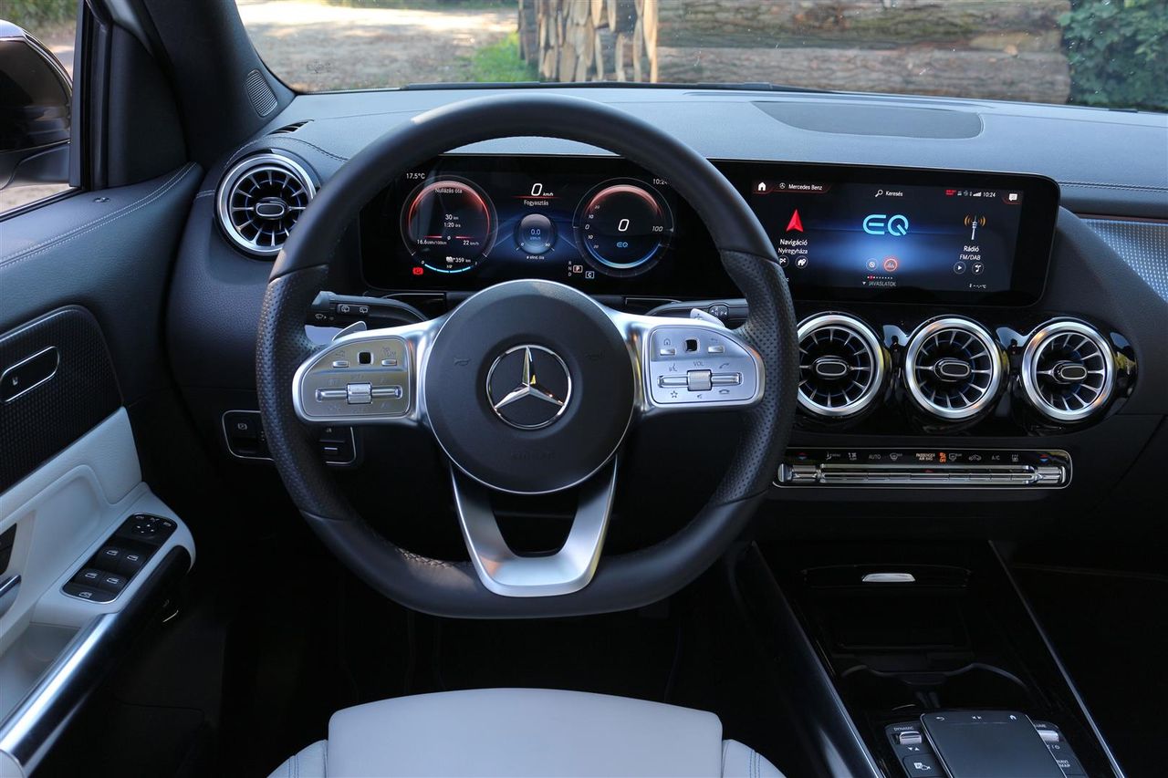Mercedes EQA belső