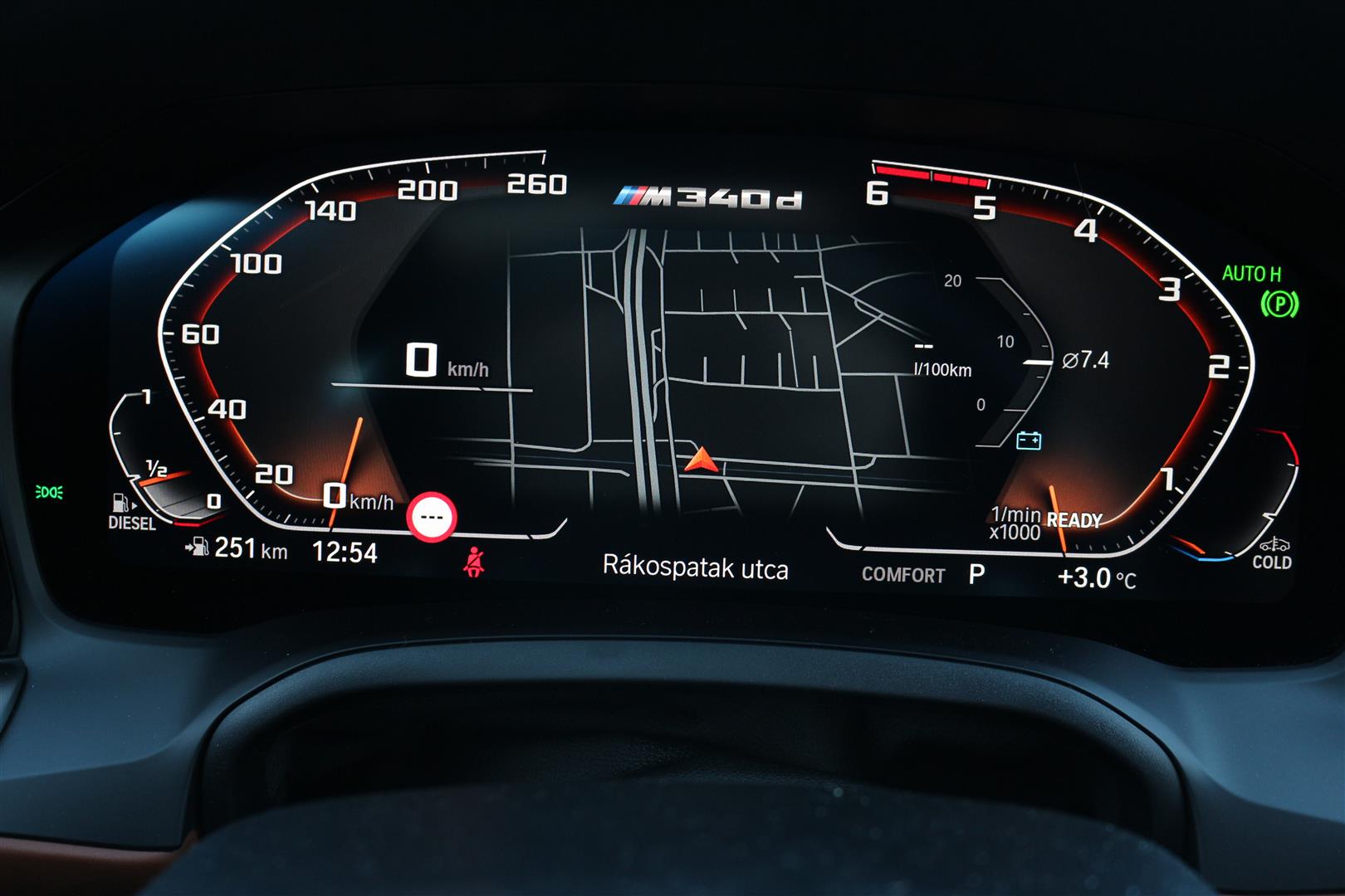 BMW M340d Touring belső