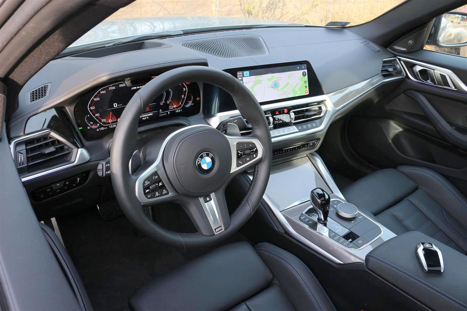 BMW M440i belső