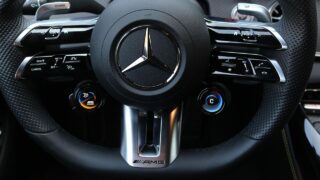 Mercedes AMG GT kormány