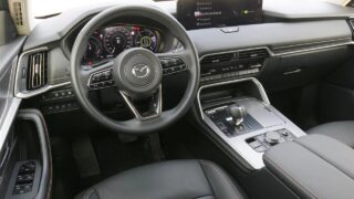 Mazda CX-60 belső