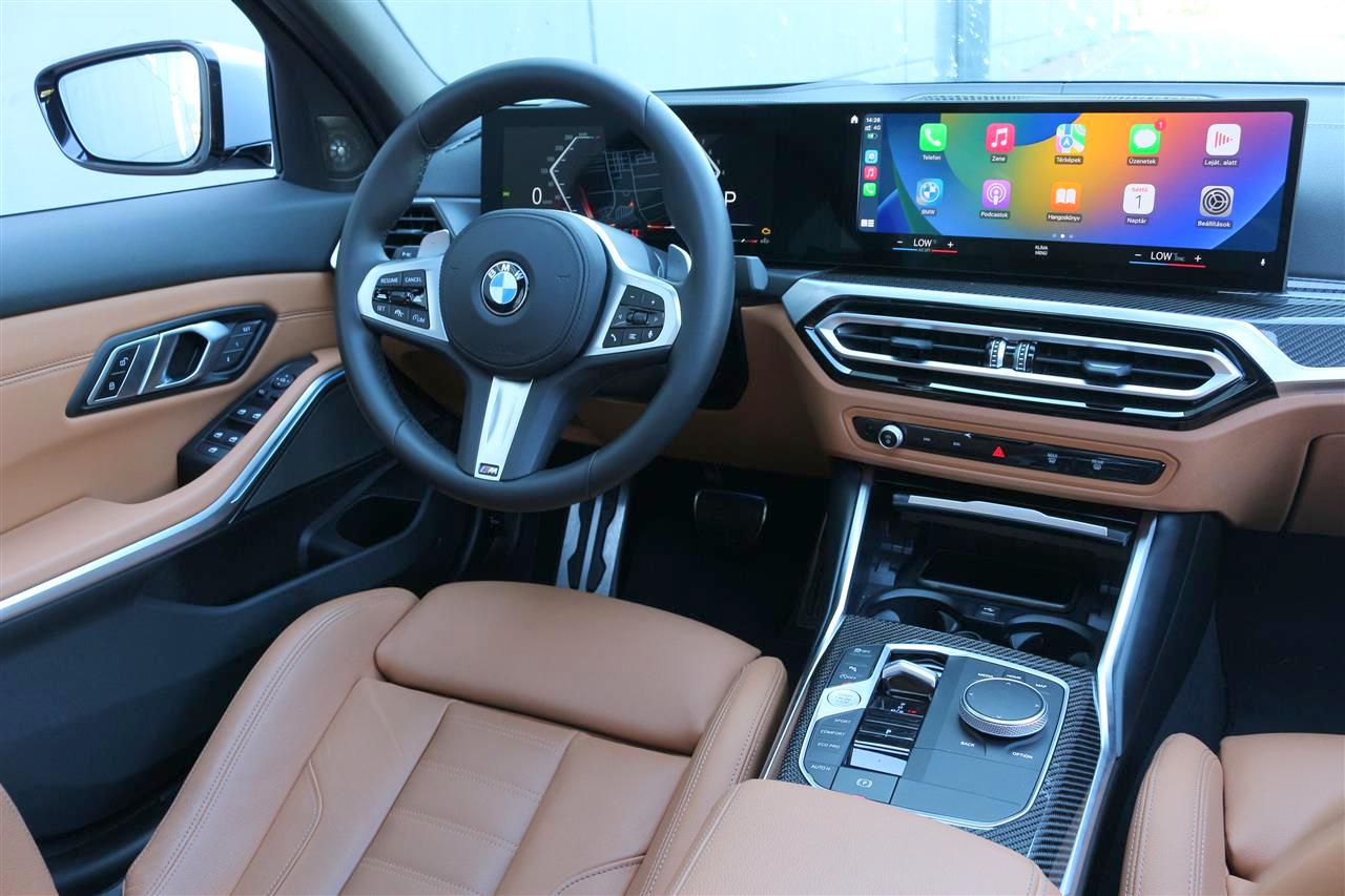 BMW 330i M Sport belső