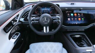 Mercedes-Benz E220d belső