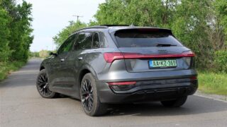 Audi Q8 e-tron