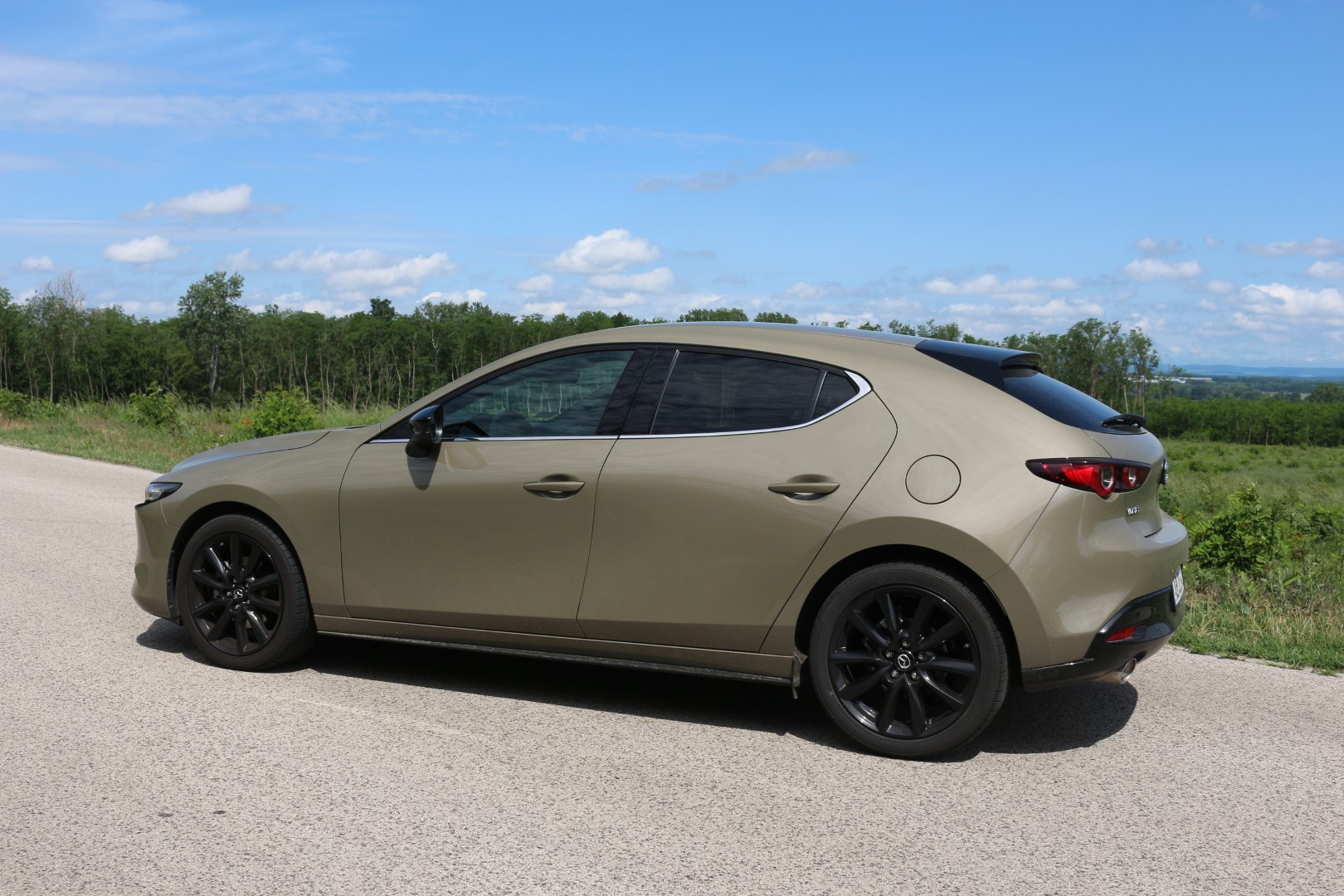 Mazda3 e-Skyactiv X 186