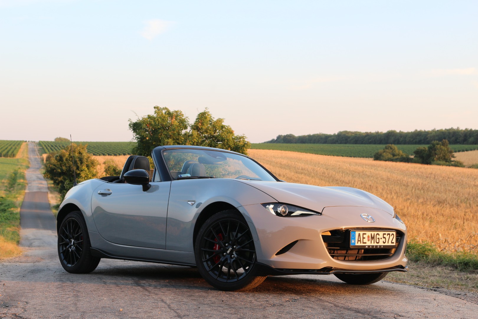 Mazda MX-5 Roadster