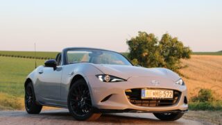 Mazda MX-5 Roadster