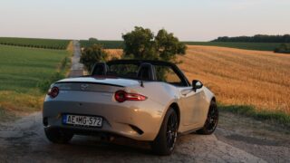 Mazda MX-5 Roadster