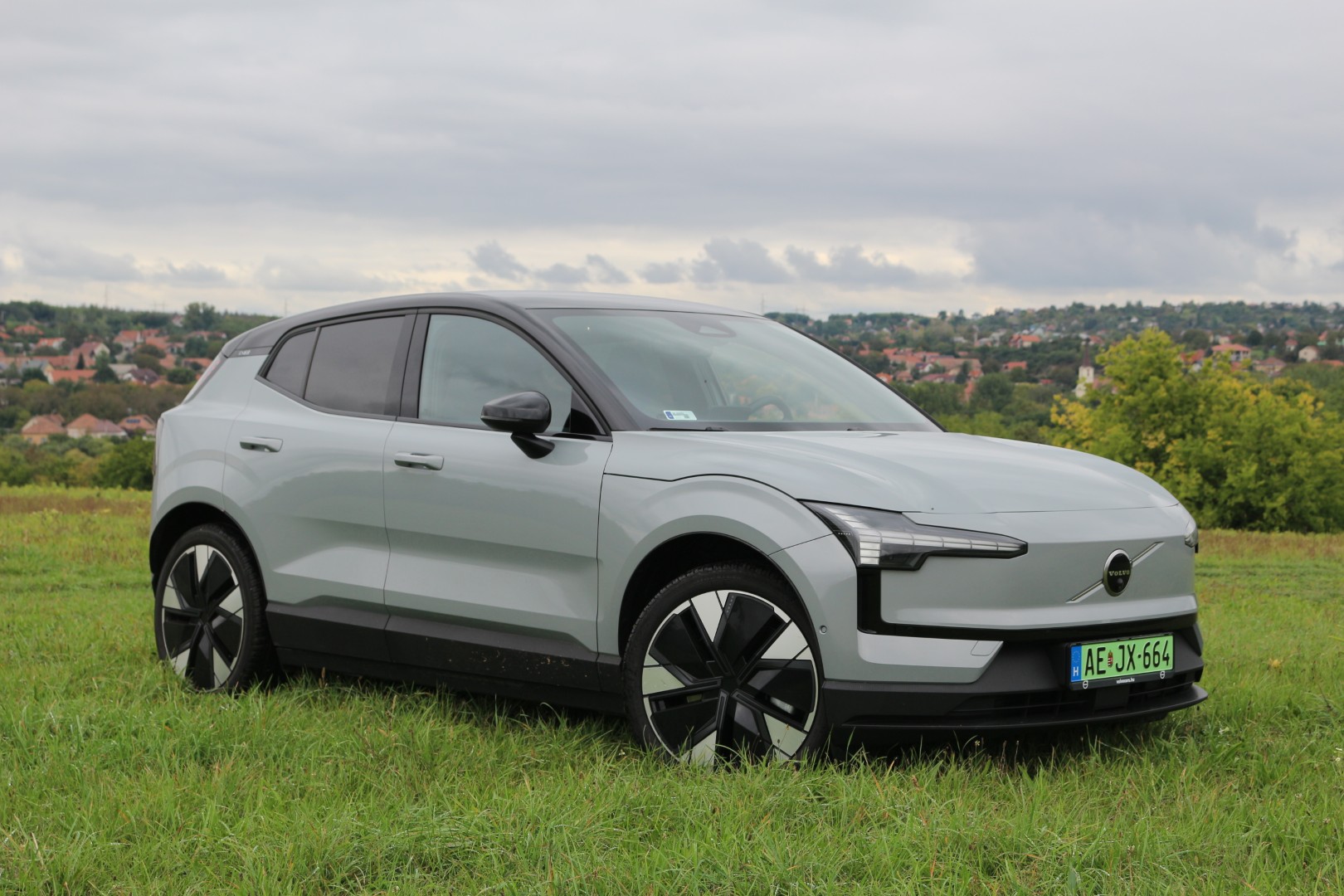 Volvo EX30