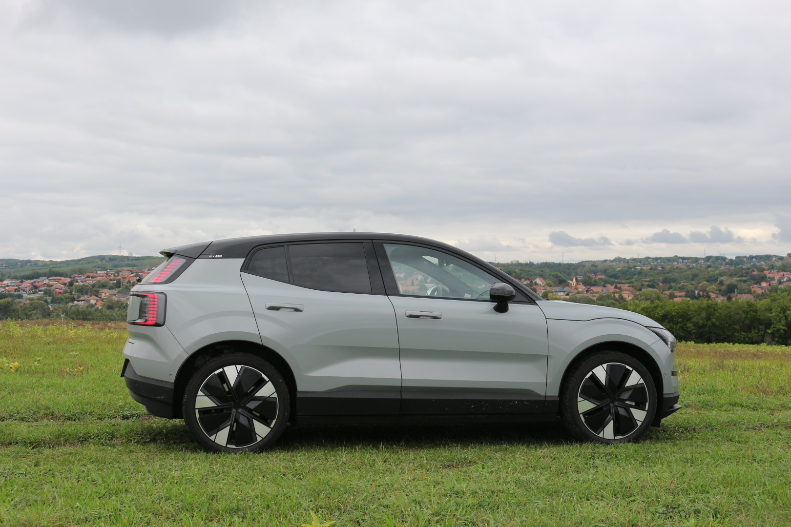 Volvo EX30