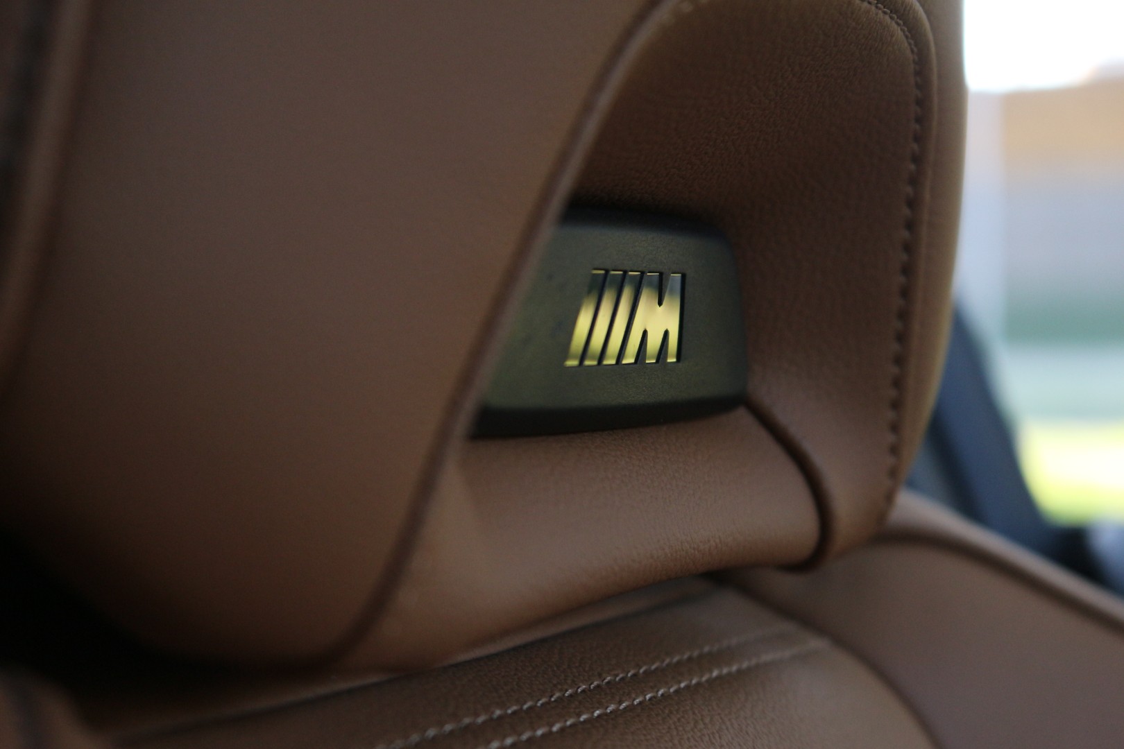 BMW 230i ülés