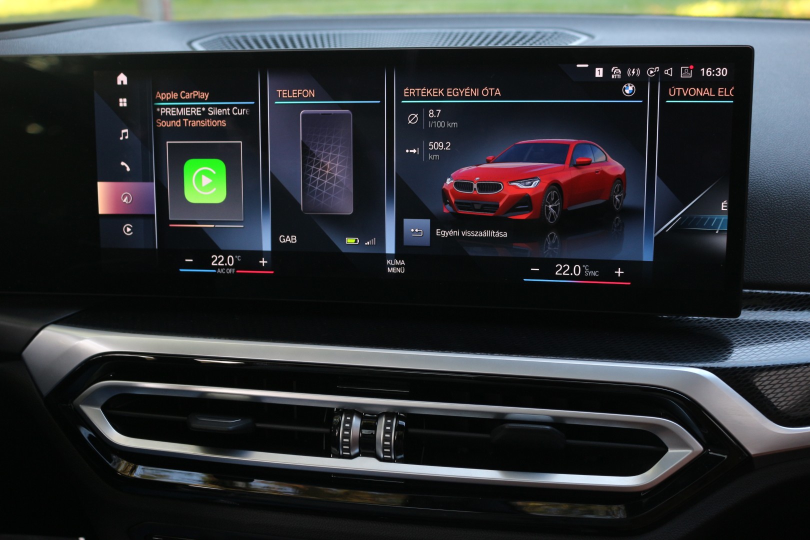BMW 230i belső