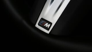 BMW 230i kormány