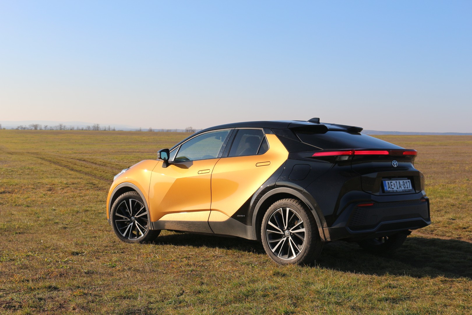 Toyota C-HR Hybrid