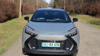 Toyota C-HR PHEV