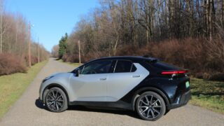 Toyota C-HR PHEV