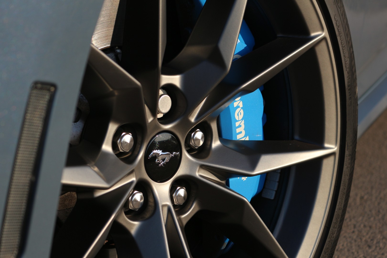 Ford Mustang Dark Horse alufelni