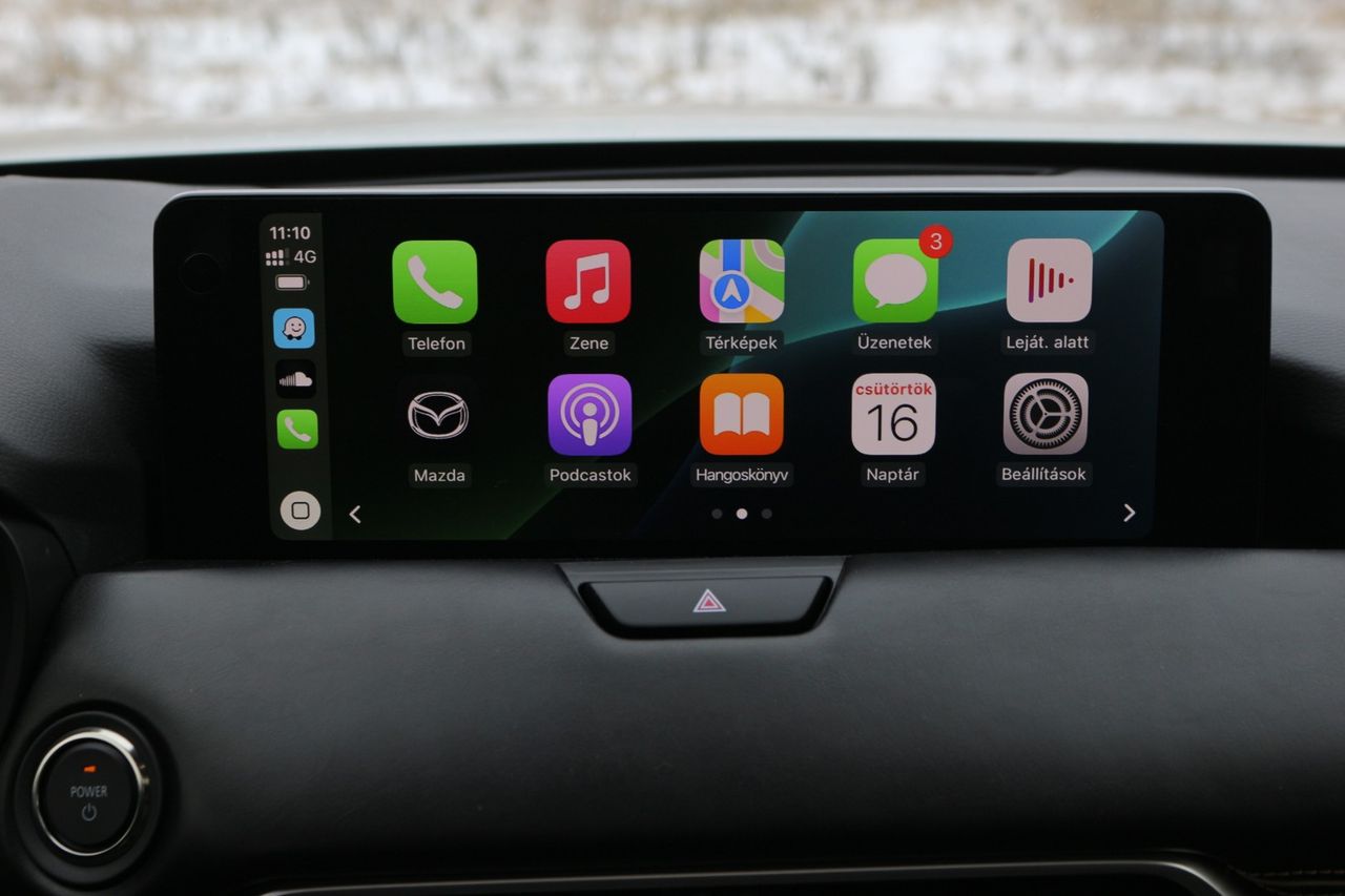 Mazda CX-80 PHEV Carplay