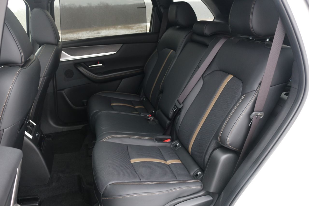 Mazda CX-80 PHEV belső