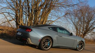 Ford Mustang Dark Horse