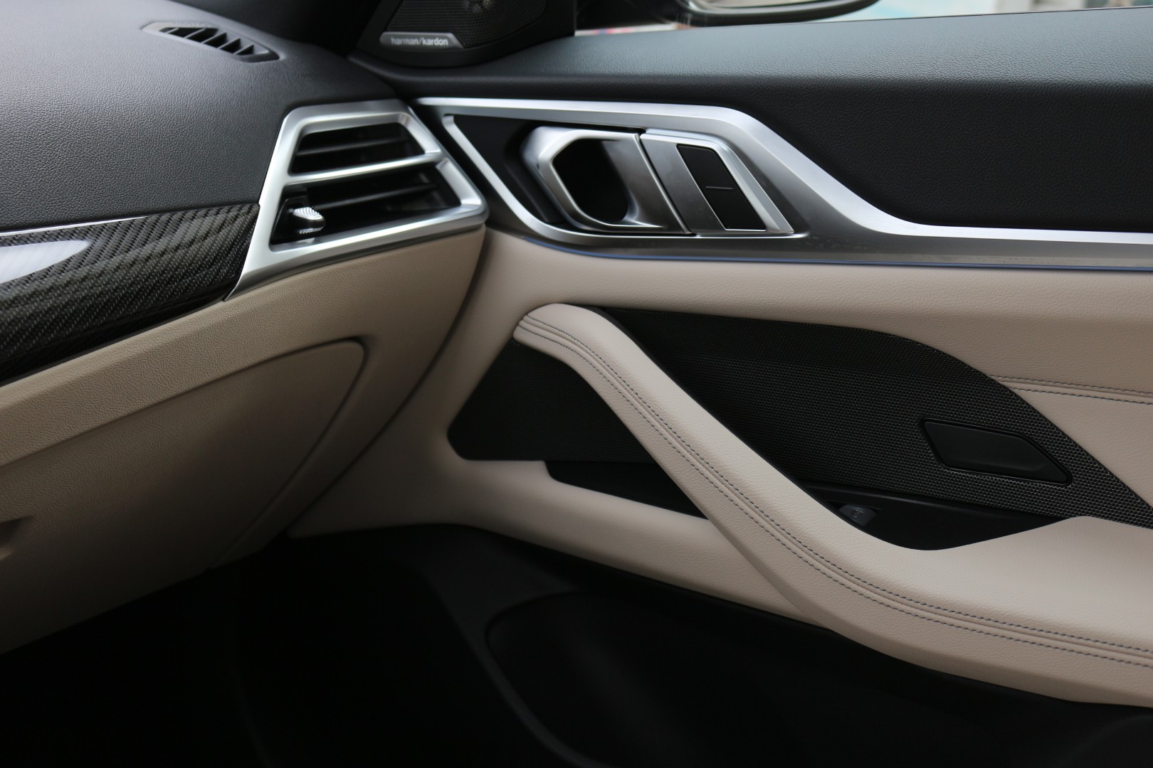 BMW 430d Gran Coupe ajtókárpit